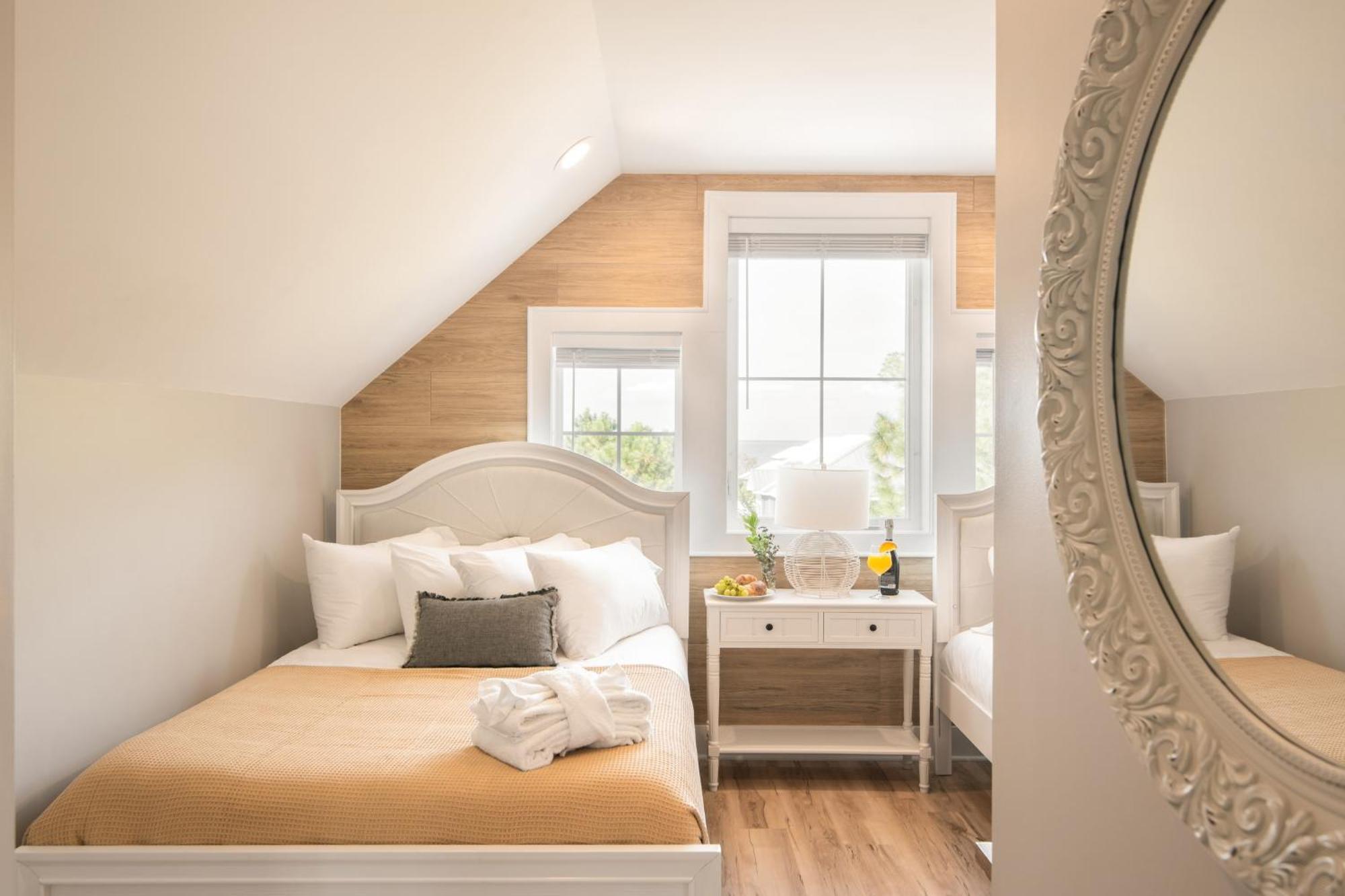Edgewater By Avantstay Gorgeous Character Lakefront Home W Private Dock Destin Exteriér fotografie