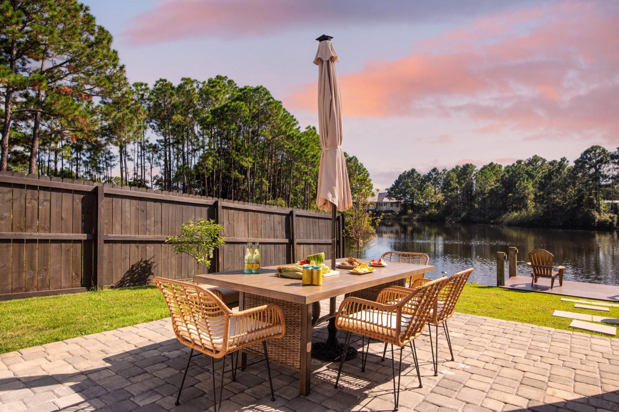 Edgewater By Avantstay Gorgeous Character Lakefront Home W Private Dock Destin Exteriér fotografie